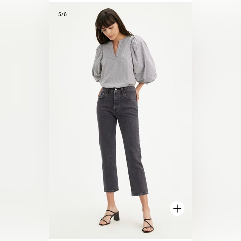 NWOT Levi’s 501 Crop Jeans